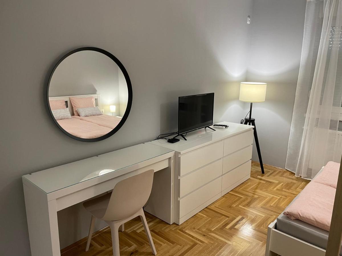 Apartmani سومبور المظهر الخارجي الصورة