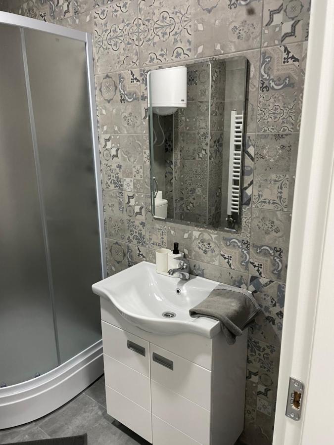 Apartmani سومبور المظهر الخارجي الصورة