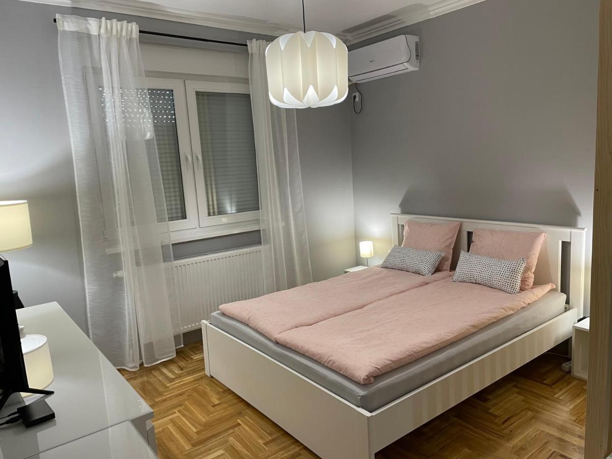Apartmani سومبور المظهر الخارجي الصورة